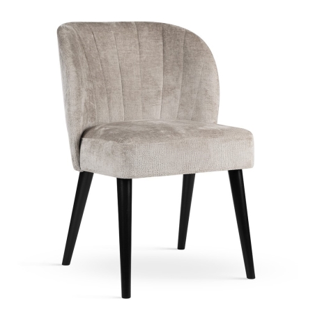 Shelly Supreme Atreve chair