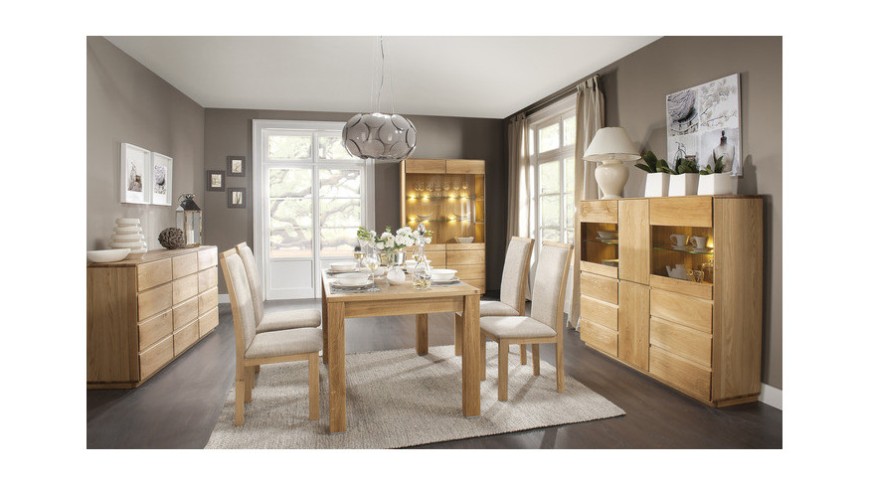 The Perfect Dinner Table for a Large Family